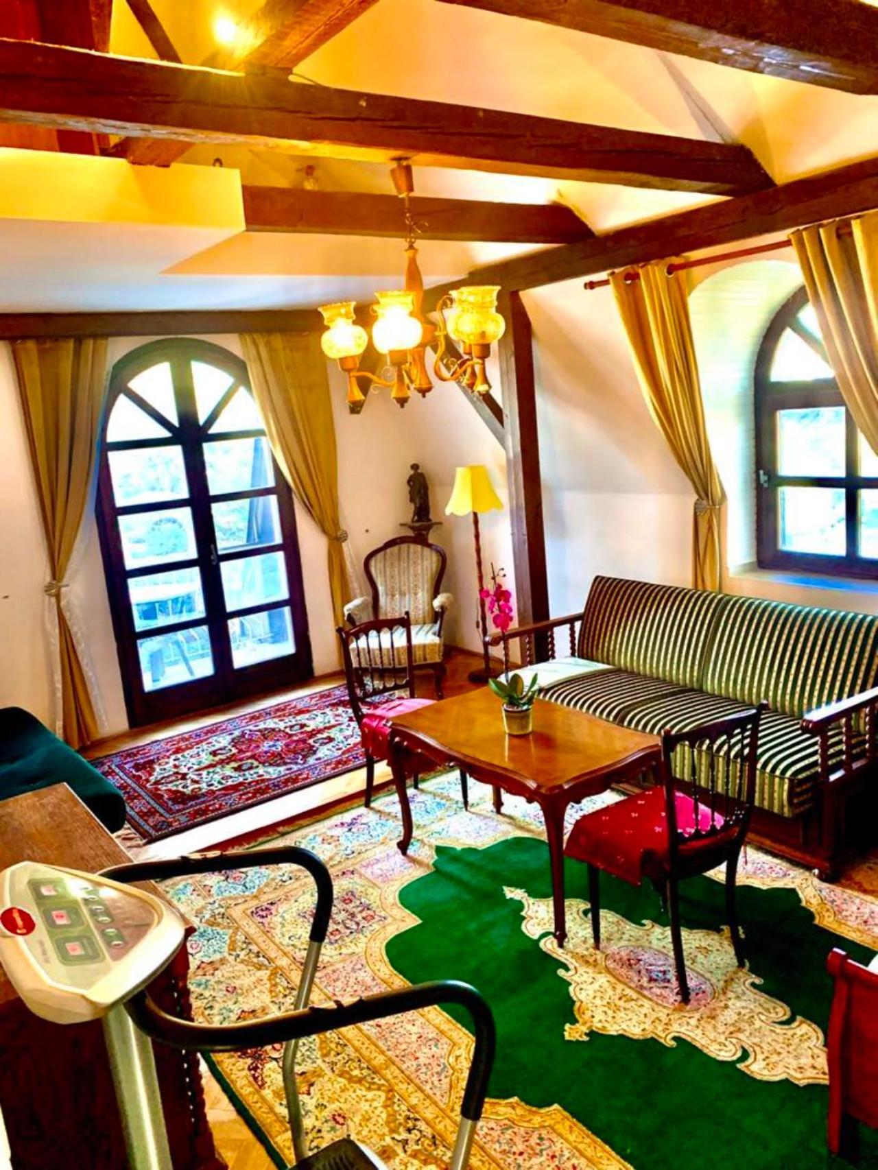 Villa Butterfly บูดาเปสต์ ภายนอก รูปภาพ